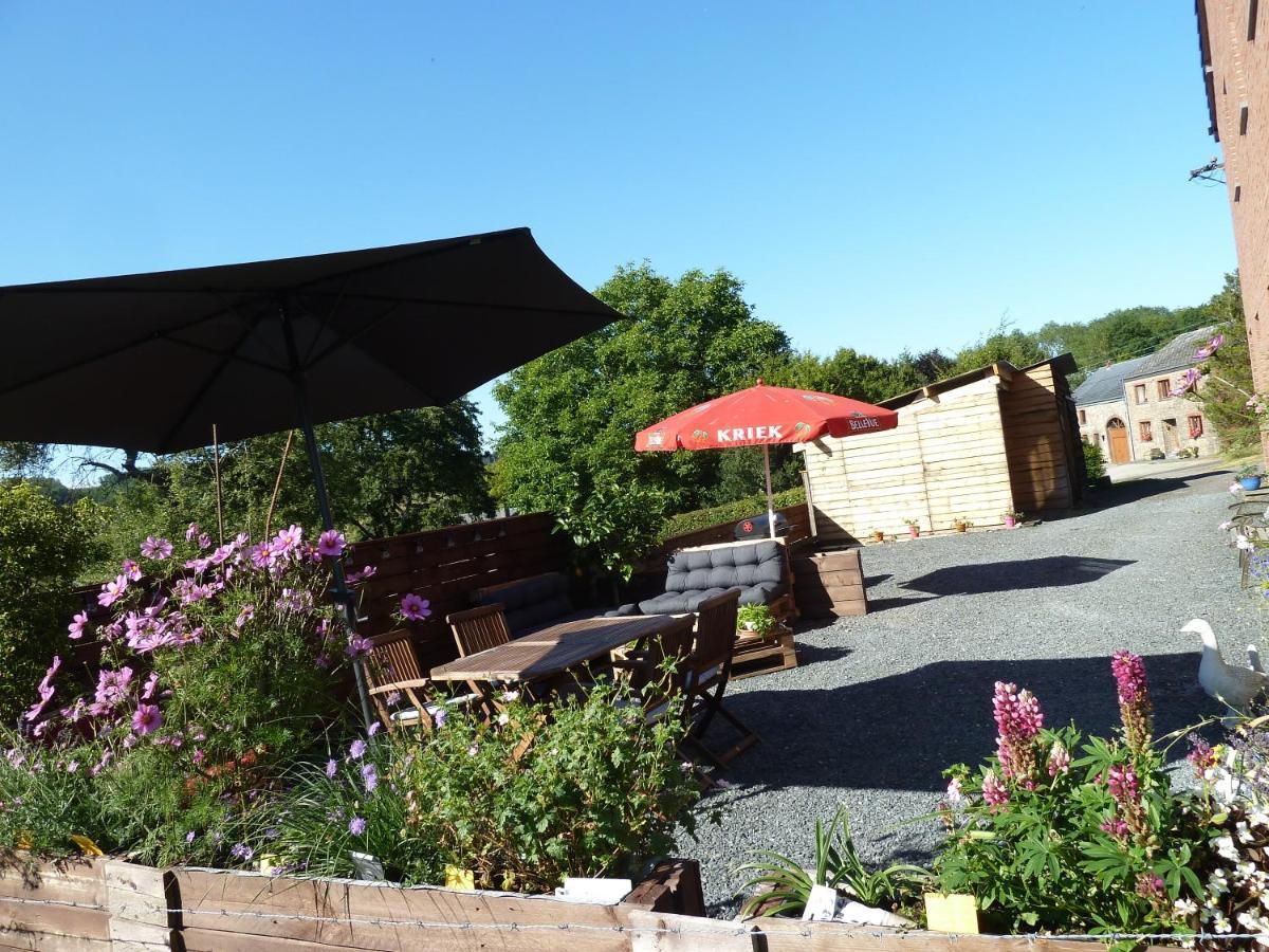 'Chez Lulu' - Gîte de charme en Ardennes avec grande terrasse fermée Nassogne Extérieur photo